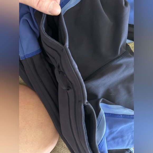 lululemon athletica Blue and Black Leggings - Picture 7 of 17